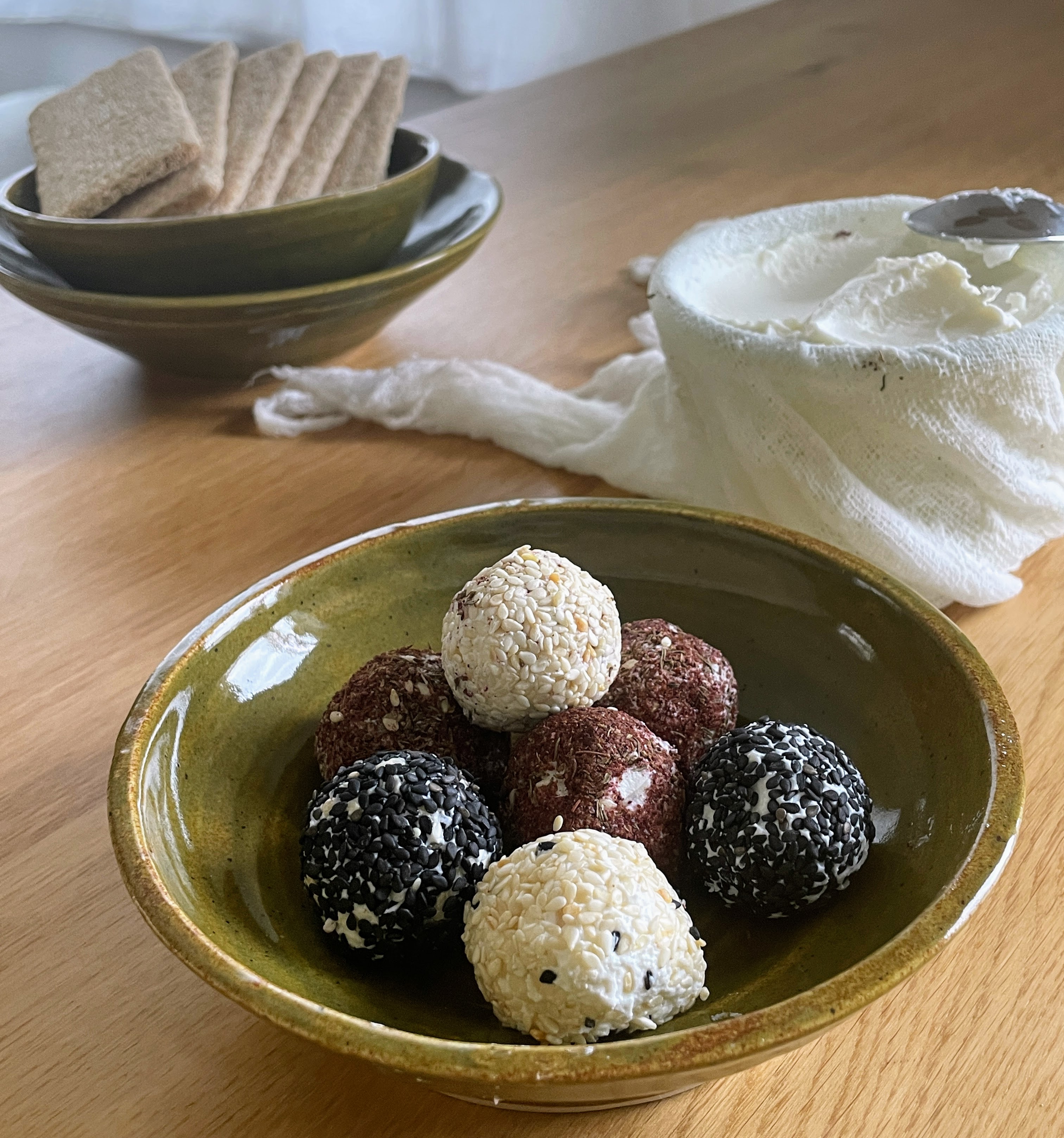 Creamy Homemade Labneh Recipe